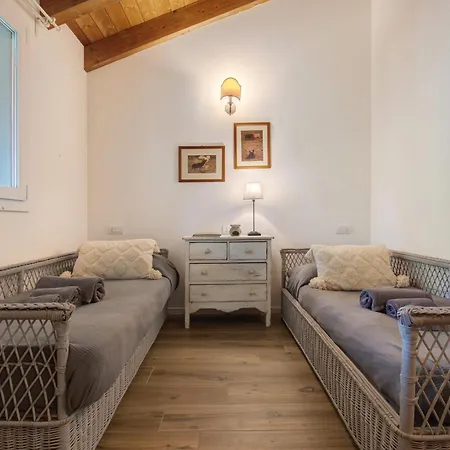 Casa Storica In Fattoria * 아르제뇨